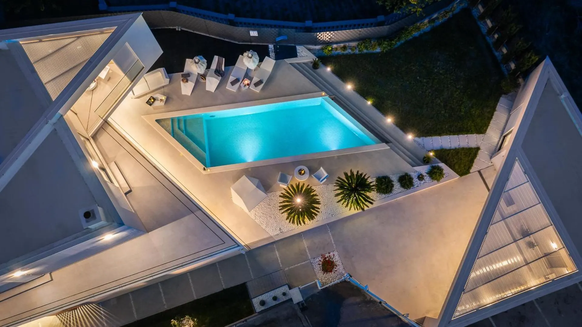 Luxury Villa Sun Rays With Infinity Pool Kastela Croatia