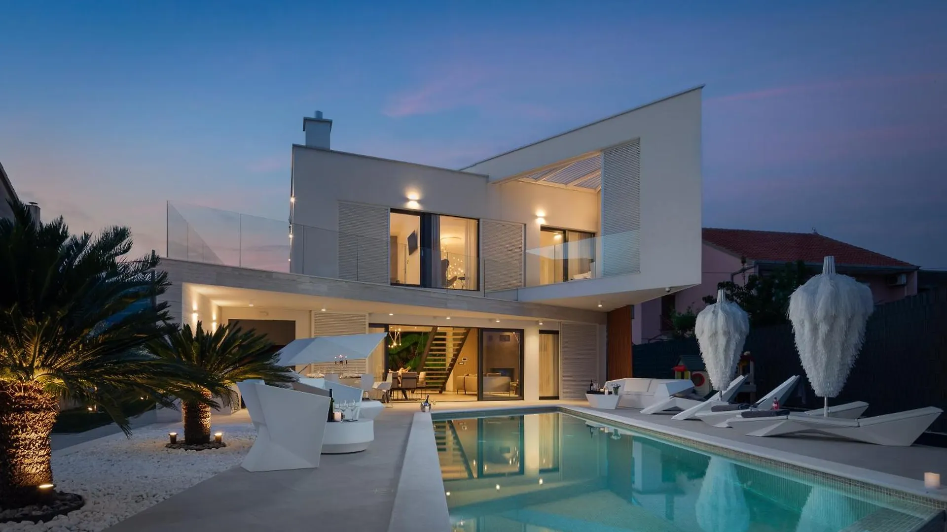 Luxury Villa Sun Rays With Infinity Pool Kastela