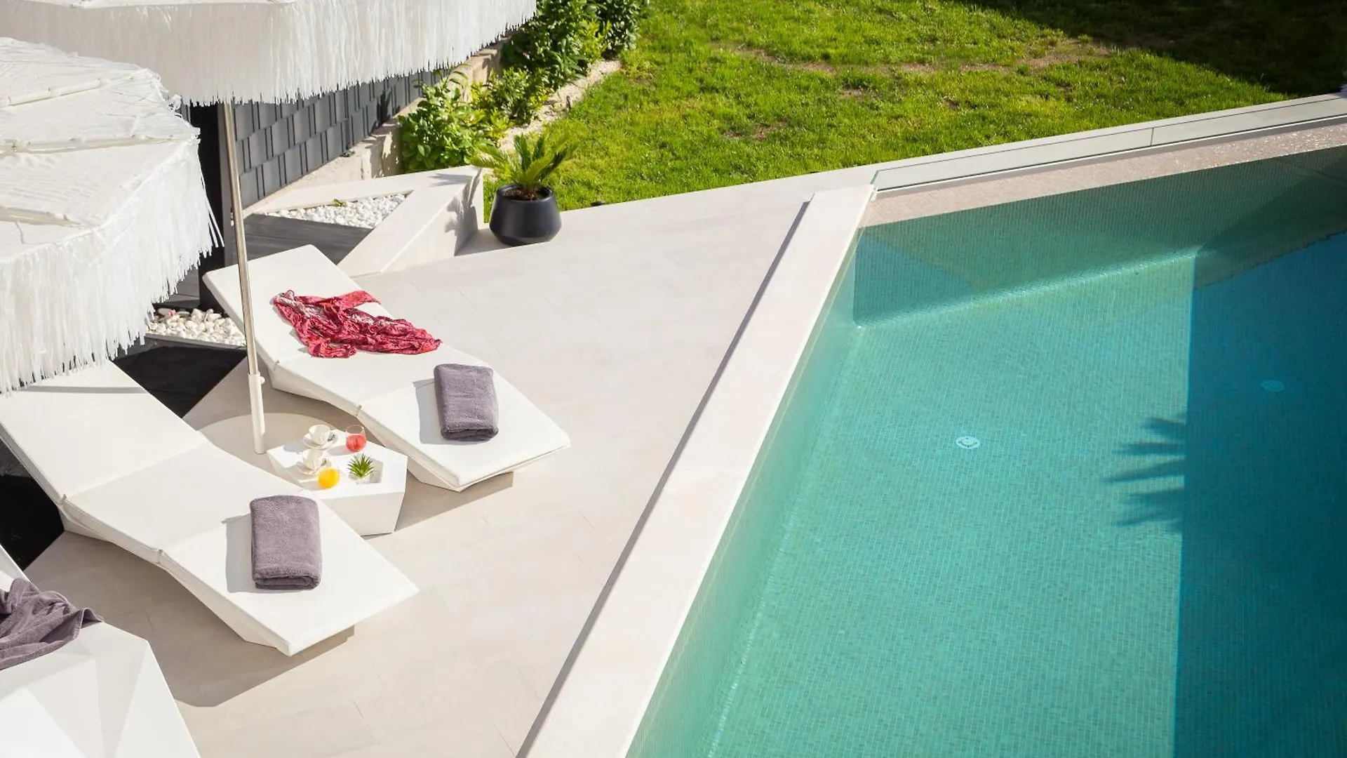Luxury Villa Sun Rays With Infinity Pool Kastela 0*,
